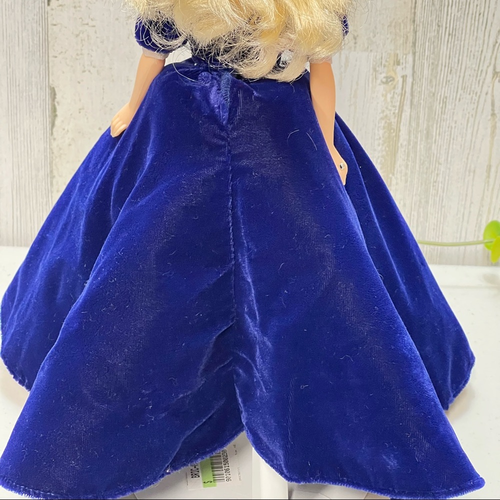Barbie Millennium Keepsake Special Edition Happy New Year 2000 - Picture 2 of 7